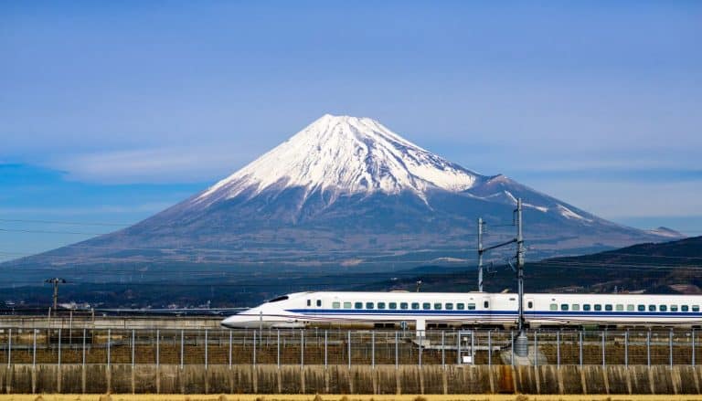 Shinkansen bullet train mt fiji
