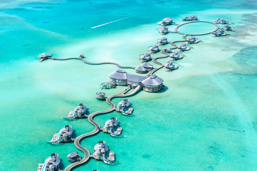 overwater bungalows in Maldives