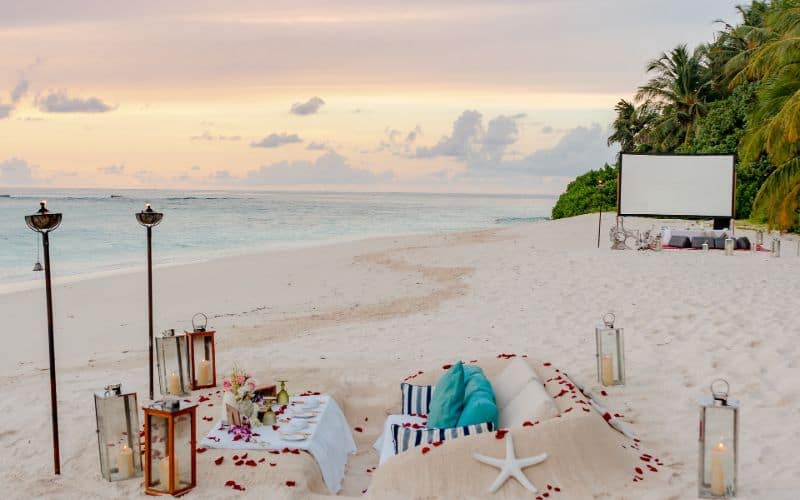 Romantic dinner on the beach cancun