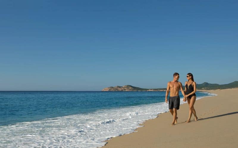 Dreams Los Cabos couple on the beach