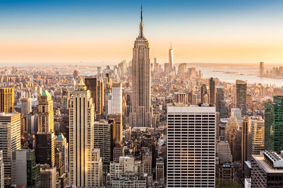 Where to Stay in New York for First Timers (2024 Guide)