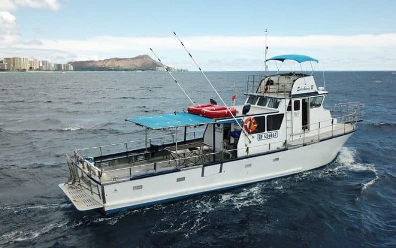 Charter a fishing trip Oahu