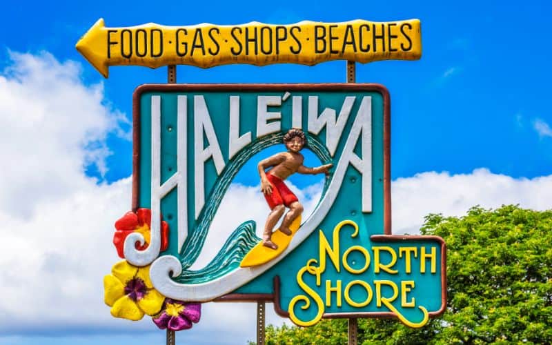 Road sign for the town of Haleiwa oahu