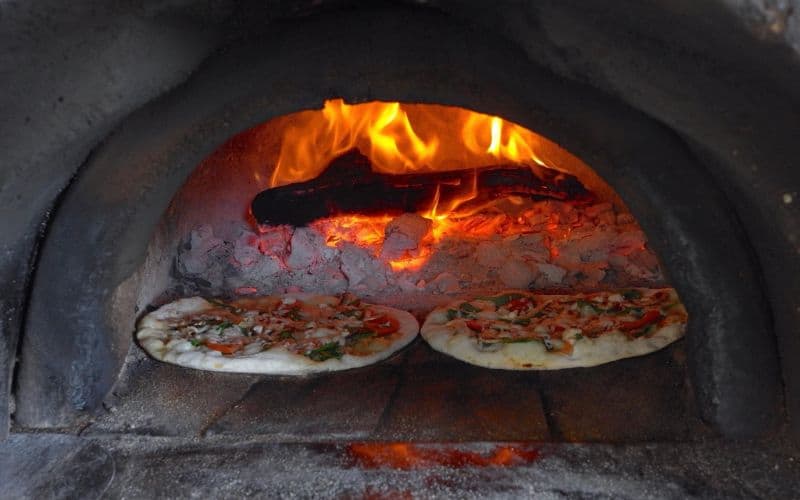 The Outrigger Pizza Company Food Truck in Kihei