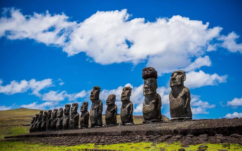 moai easter island