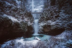 Multnomah falls Oregon sp