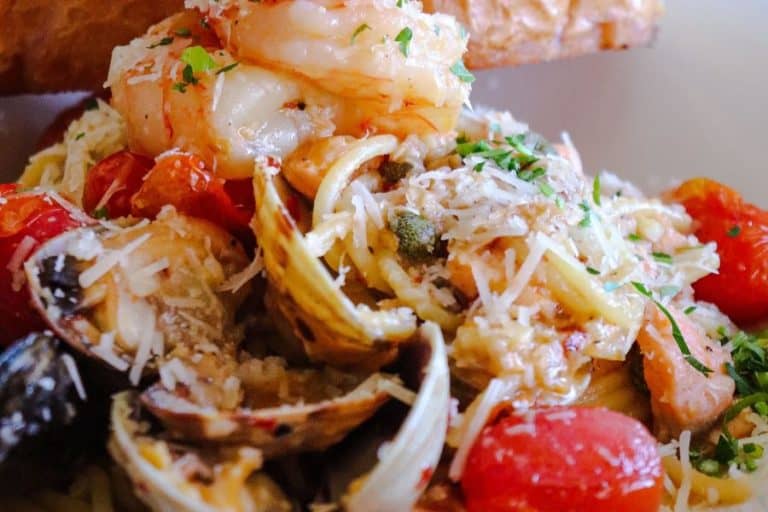 shrimp and clams seafood pasta sp