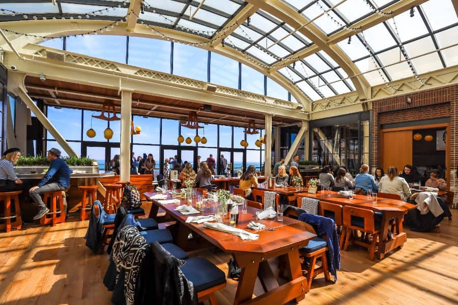 Cindy's Rooftop Restaurant at Chicago Athletic Association Hotel on the Michigan Avenue