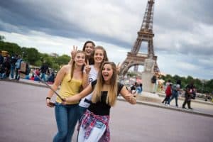girls group Selfie with Eiffel tower
